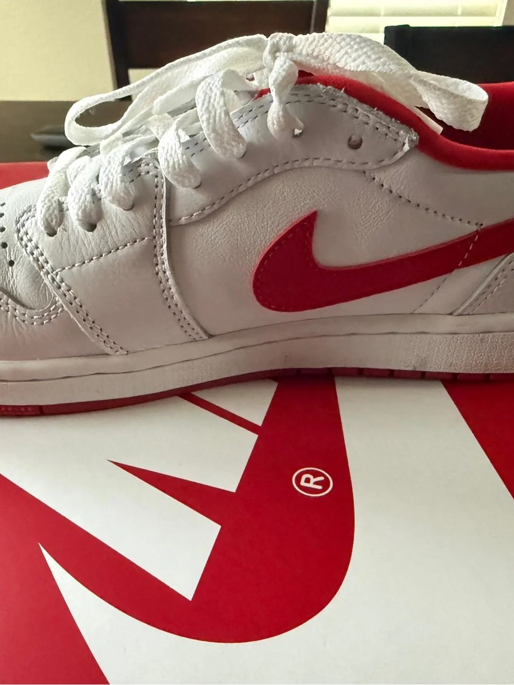 Jordan 1 Retro Low OG ‘University Red’ size 10.5